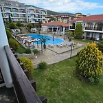 под наем с фронтална гледка море, гр. влас Sveti Vlas