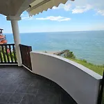 под наем с фронтална гледка море, гр. влас * Sveti Vlas