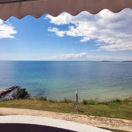 под наем с фронтална гледка море, гр. влас Sveti Vlas
