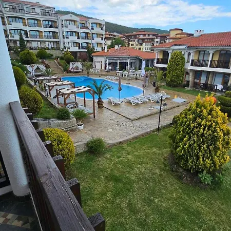 под наем с фронтална гледка море, гр. влас Sveti Vlas